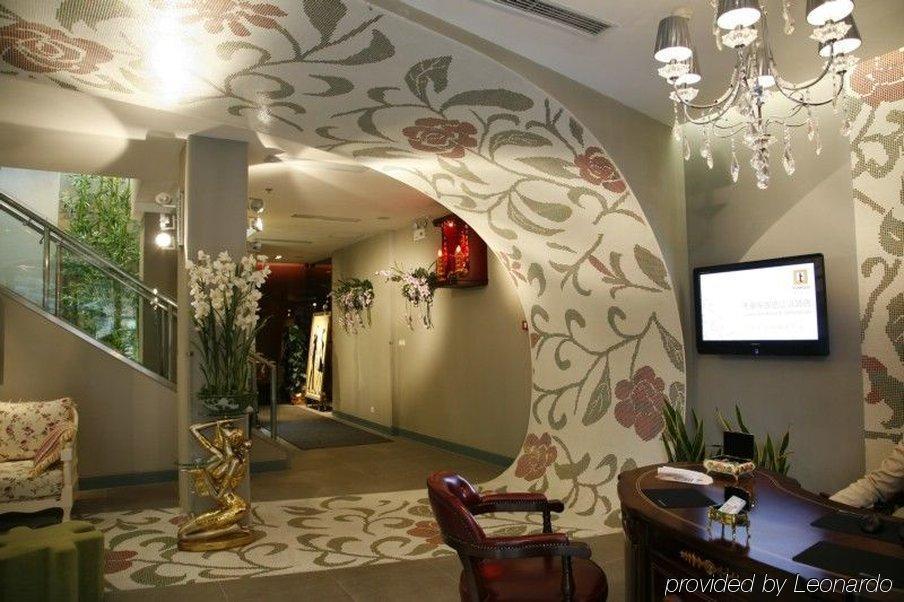 Yangtze River Tomolo Hotel - Jianghan Road Branch Wuhan Buitenkant foto